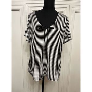 3/$30 Kate Spade Black & White Striped Short Flutter Sleeve Tee Size Med